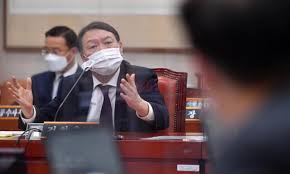 직관이 매우 발달돼 있고, 포용의 리더십과 동시에 신중한 성격을 지니고 있으며 탁월한 분석능력과 각 분야에 해박한 지식을 가질 수 있는 사주다. ìœ¤ì„ì—´ ì–¸ë¡ ì‚¬ì£¼ íšŒë™ ì˜í˜¹ì— ë¶€ì ì ˆí•œ ì²˜ì‹  ì—†ì—ˆë‹¤