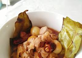Lihat juga resep semur kentang, bakso, telur puyuh enak lainnya. Resep Semur Telur Puyuh Dan Ayam Kampung Mpasi 13bulan Oleh Wenyta Cookpad