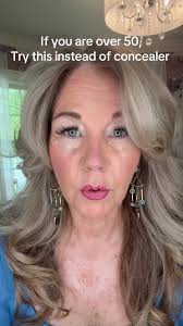 Best under eye product, sits beautifully