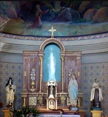 En el exterior, donde se encontrarían la cripta y el parque, podrían estar unas 500 personas. Virgen De Lourdes De Alta Gracia Historia Aparicion Y Mas