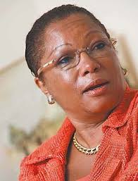 Maria Luísa Abrantes: "Angola precisa de agir com equilíbrio e diplomacia" 