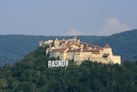 Liftul pe plan inclinat, dat in folosinta la inceputul lunii iulie 2015, face legatura dintre centrul statiunii si cetatea rasnov si. Cetatea Rasnov Transfer Aeroport Transport Persoane Excursii