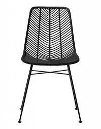 De l'acier époxy couleur noir, et du cordage plastique… Chaise Lena Rotin Noir Bloomingville Petite Lily Interiors