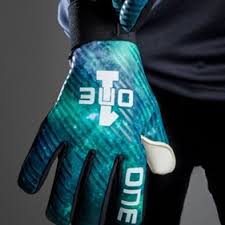 Goalkeeper Gloves Great Save Com Goalkeeping Gloves