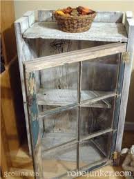 Simple Greenhouse Box Made From Old Window And Wood Would Also Make A Cute Display Cabinet And Very Easy To Bu Scheunenholz Alte Fenster Projekte Aus Altholz