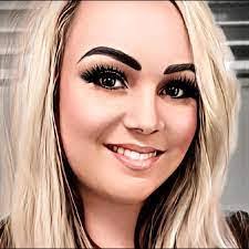 Amber Fritts's Instagram, Twitter & Facebook