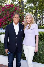 26 Dr Nicholas Perricone Stock Pictures, Editorial Images and Stock Photos 