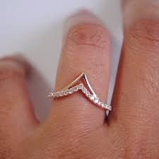 Chevron V Ring Stackable 14k Gold Diamond V Wedding Band Etsy Diamond Wedding Bands Chevron Ring Gold Diamond Band