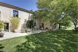 Epingle Par Maria Joao Tavares Sur Mas En Provence Old Farm Jardin Maison Jolie Maison Belle Maison