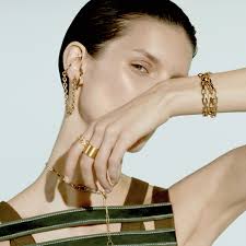 Your style experts with deep industry access. 9 Vogue Editors Select Their Favourite Independent Jewellery Designers British Vogue