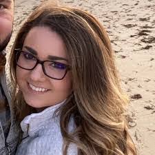 Amanda Tarnowski's Instagram, Twitter & Facebook