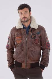 Un choix unique de blouson aviateur femme disponible dans notre magasin. Aviateur Et Bombardier Homme Cesare Nori Specialiste Du Cuir Depuis 1955