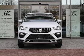 Our global range of cars and product specifications varies from country to country. Seat Ateca Xperience 1 5 Tsi Dsg Navi Parkassist Winterpaket Reimport Eu Neuwagen Gunstig Kaufen Mit Rabatt