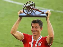 It was his 41st goal this campaign, more than any other player in bundesliga history. Lewandowski Eyes Bundesliga Champions League Double Football Gulf News