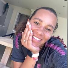 Samantha Wisbey (@Sam_CookieCook)