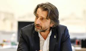 Dua Lipa și Anwar Hadid încep anul cu o vacanță romantică la Miami