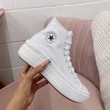 Add a classic sneaker style to your rotation with white converse shoes, available in low, high and platform styles. Converse Chuck Taylor All Star Move High White Hier Kaufen