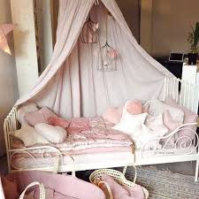Ciel De Lit Rose Poudre Chambre Enfant Decoration Chambre Enfant Lit Rose