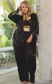 Meet mtv's new twitter correspondent, gabi gregg. Gabi Gregg Launches A Curvy New Lingerie Line Lingerie Brands India
