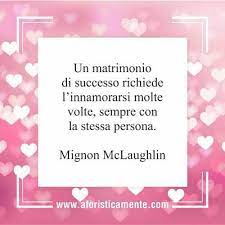 A una coppia stupenda, nel ricordo del vostro giorno più bello. Tenetevi Per Mano E Sappiate Guardarvi Sempre Negli Occhi Come Oggi Auguri Le Piu Belle Frasi Di Auguri Matrimonio Citazioni Matrimonio Frasi Per Matrimoni
