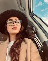 Kyra Marshall's Instagram, Twitter & Facebook