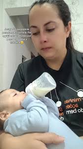 Não sei, filho… se fico e vejo cada evolução sua, ou se volto a trabal...