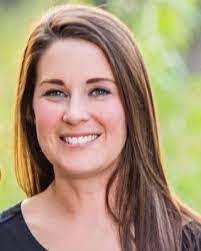 Kathy Ashburn's Instagram, Twitter & Facebook