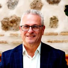 We are what we eat… Here's a High School science project helping to explain  just how much sugar is contained in the average diet. A graphic way to  encourage changing habits |