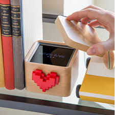 Creative Lovebox Idea For Valentine Day Celebrations Lovebox Cool Tech Gifts Perfect Mother S Day Gift