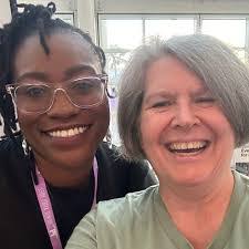 Jennifer Factor's Instagram, Twitter & Facebook