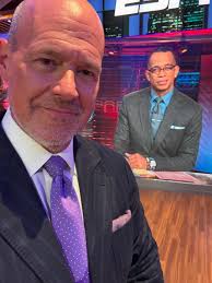 Who says I'm hosting @sportscenter solo tonight? Tune in after MNF