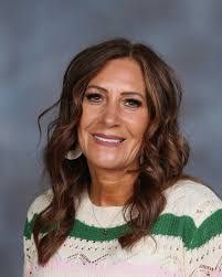 Jennifer Jeffs's Instagram, Twitter & Facebook