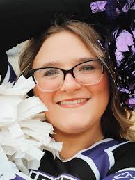 Cheering runs in her blood 📣