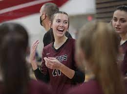 17 outside hitter plays for club cactus volleyball and empire high school. Arizona Hs Athletes Find Hope During Pandemic With Early Signing