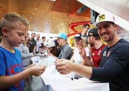 Marcel hirscher of austria wins the globe during the audi fis alpine ski world cup finals men's slalom on march 18, 2018 in are, sweden. Hirscher Blog Marcel Hirscher Trainiert Wartet Hofft