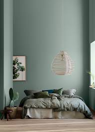 D'après la fameuse roue chromatique des couleurs, chaque teinte a une opposée avec laquelle elle s'associe parfaitement. Home Paint Ideas Based On Paris Fashion Week Colors Earthy Home Decor Home Decor Bedroom Bedroom Trends