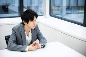 超クールだけど実は負けず嫌いな本郷奏多が 仕事では悔しさを感じない と語るワケ 新r25 20代ビジネスパーソンのバイブル 本郷奏多 本郷 大沢 たかお