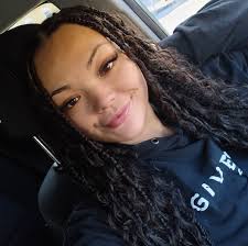 Who in Cookeville does acrylic nail fills?