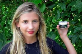 A special thanks to model Jacey...