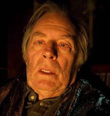 Why did Chuck keep kicking the table with the lantern