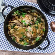 Hmm Le Bon Repas D Automne Tellement Reconfortant Pour Ce Plat En Sauce Qui Mijotera En Cocotte Le Chef Owen Paupiette Recette Paupiette Paupiette De Veau