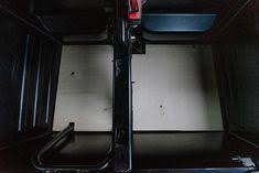 Einbau Einer Drehkonsole Fur Die Doppelsitzbank Im Vw T5 Take An Advanture In 2020 Vw T5 Kastenwagen In Wohnmobil Umbau Vw Bus Umbau