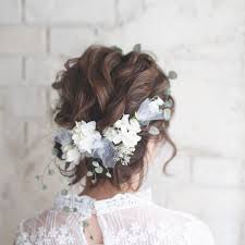 ナチュラル感がポイント ボブヘア ミディアムヘア の愛され花嫁ヘアカタログ にて紹介している画像 ウェディング ヘアスタイル ブライダル ヘアアレンジ ブライダルヘア