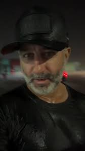 Da vontade de ter um prefeito bom, né?!, Esse é um vídeo do ano passado do  prefeito de Ivinhema, @julianoferroo , um prefeito que não tampa o sol com  a peneira, que vai embaixo de chuva mostrar os ...