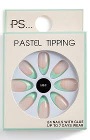 ¡entra y descubre todas las novedades de la moda primark! Ps Lilac Square Matte False Nails False Nails Polishes Makeup Eye Face Makeup Makeup Cosmetics All Primark Products Primark Czech Republic