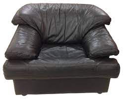 Beach tommy chair paisley bay. Super Comfortable Overstuffed Oversized Black Leather Cushioned Arm Chair Great Condition 1205 Fantastic Consignment Furniture Auction With Amazingly Rare Retro Mid Century Modern Basset Furniture Bedroom Set Plus Authentic