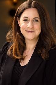 Leah Albert's Instagram, Twitter & Facebook