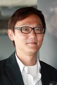 Kim-ching Luk (11 de Fevereiro de 1967)