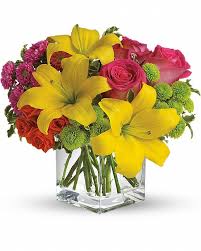 We offer fresh flowers for any occasion. Sunsplash Send Flowers To Calgary Flower Delivery Birthday Flower Delivery Flower Arrangements