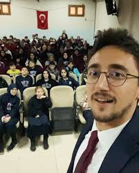 Klasikleşmiş “Geleceğin Gençleri ile Buluşma” serimizde bugün Ardeşen Necip  Fazıl Kısakürek İmam Hatip Ortaokulundaki buluşmamızı gerçekleştirdik.,  Avukat ne iş yapar sorusuna beraber canlandırdığımız ...